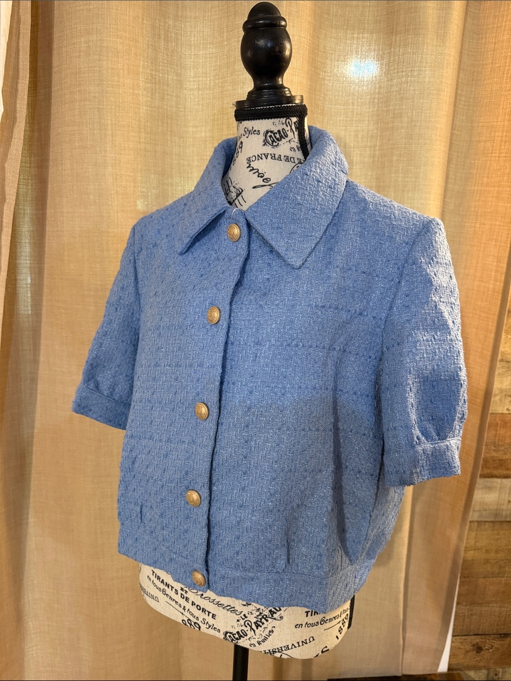 Classic Short-Sleeve Bouclé Jacket in Light Blue